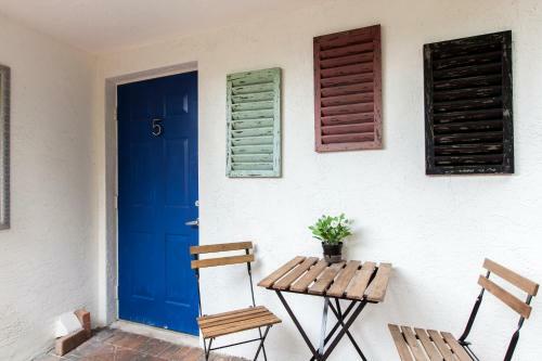 Hostal 15ftl Guesthouse