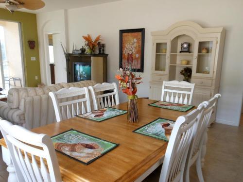 Ocean Village Golf Lodge 500