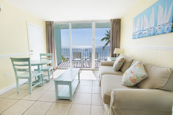 Hotel Lani Kai Island Resort