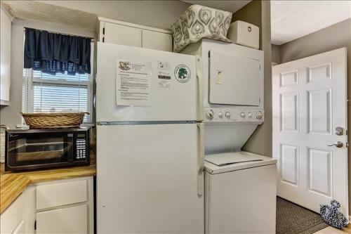 Coral Sands 301