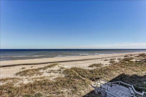 Coral Sands 301