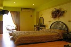 Airport Hotel Les Amis