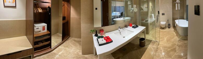 Hotel Grt Grand