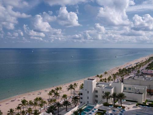 Villa Marriott's Beach Place Towers