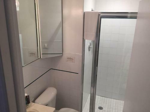 Hostal Coral Reef Guesthouse