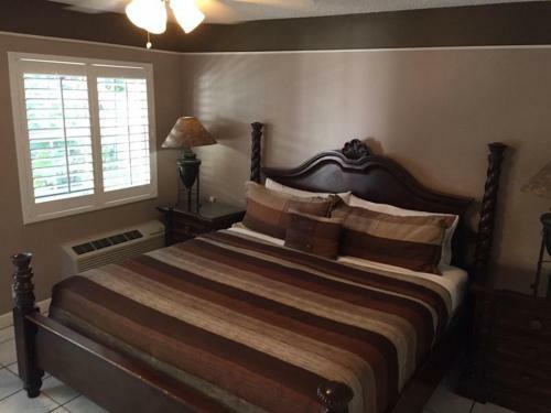 Hostal Coral Reef Guesthouse