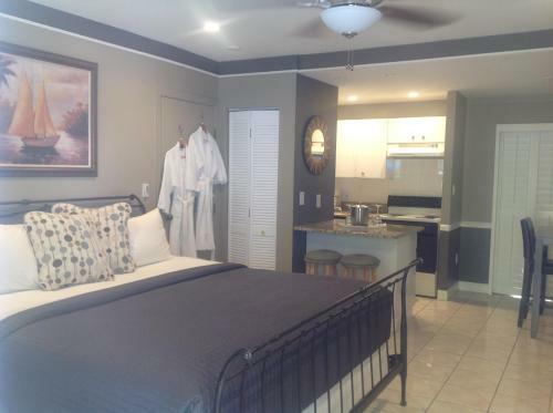 Hostal Coral Reef Guesthouse