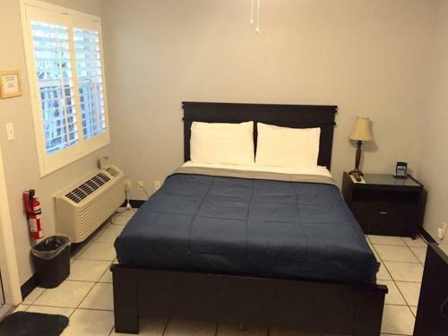 Hostal Coral Reef Guesthouse