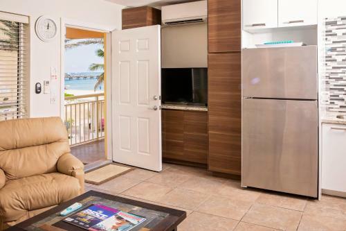 Aparthotel Windjammer Resort And Beach Club