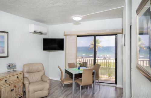 Aparthotel Windjammer Resort And Beach Club