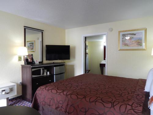 Hotel Howard Johnson Express Gainesville