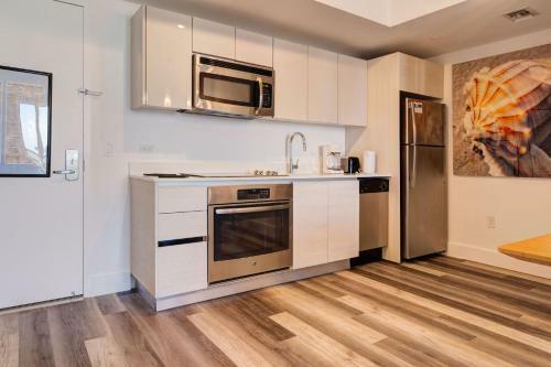 Beachwalk Resort Apartment