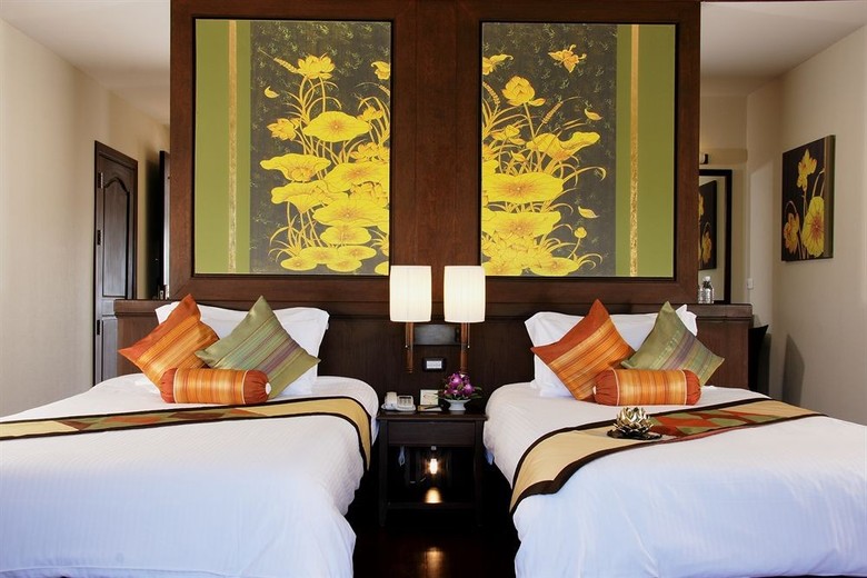 Hotel Alpina Phuket Nalina Resort & Spa