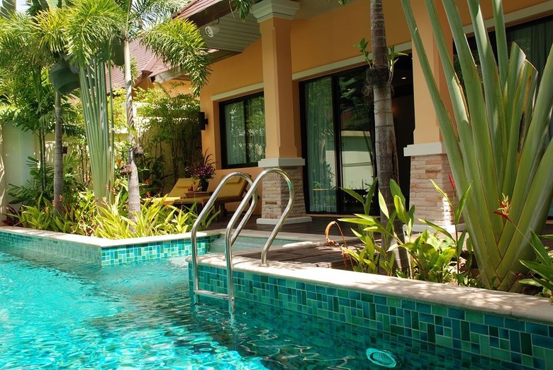 Hotel Alpina Phuket Nalina Resort & Spa