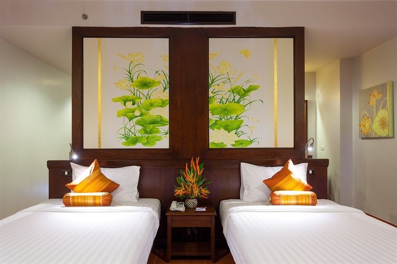 Hotel Alpina Phuket Nalina Resort & Spa