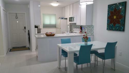 Aparthotel Downtown Hollywood Boutique Hotel