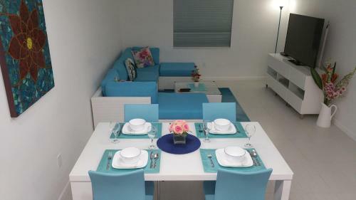 Aparthotel Downtown Hollywood Boutique Hotel
