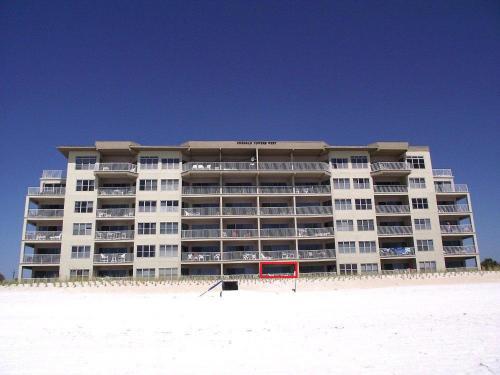 Apartamento Emerald Towers West 1003