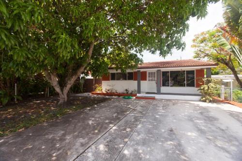 Hollywood Holiday Home