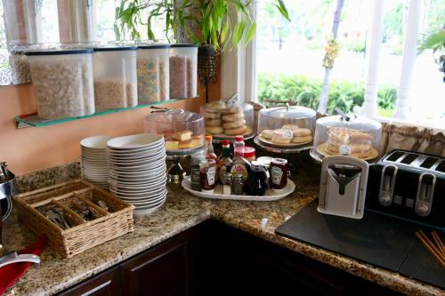 Bed & Breakfast Southernmost Point Guest House