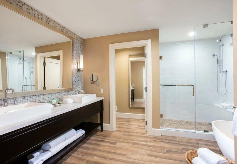 Hotel Playa Largo Resort & Spa, Autograph Collection