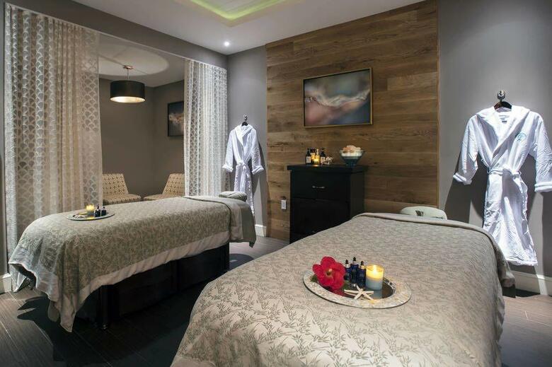 Hotel Playa Largo Resort & Spa, Autograph Collection