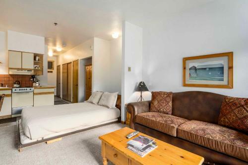 Hotel Snow Flower By Wyndham Vacation Rentals