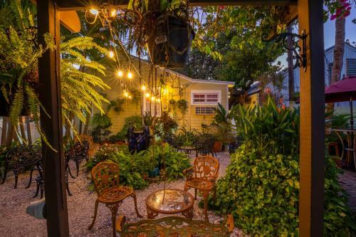 Bed & Breakfast Duval Inn - Key West