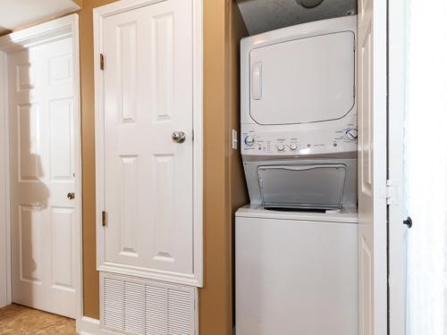 Apartamento Emerald Towers West 3007
