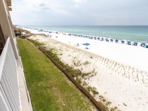 Apartamento Emerald Towers West 3007