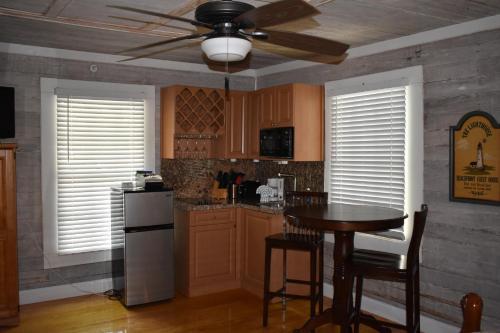 Hostal Seaport Inn