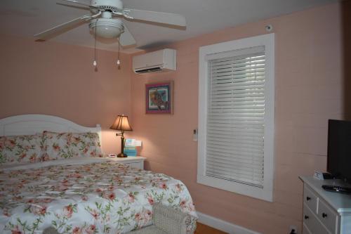 Hostal Seaport Inn