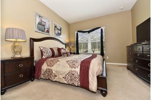 Two-bedroom Apartment Davenport