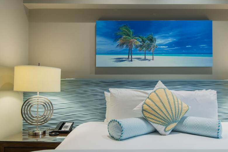 Posada Orchid Key Inn