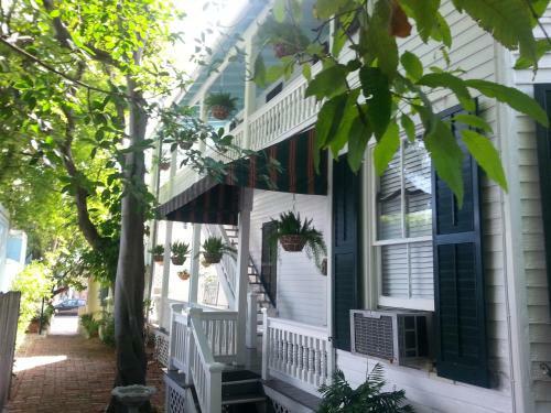Posada Casa 325 Guesthouse