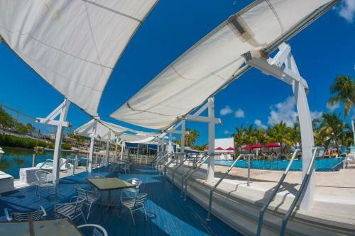 Hotel Ibis Bay Resort