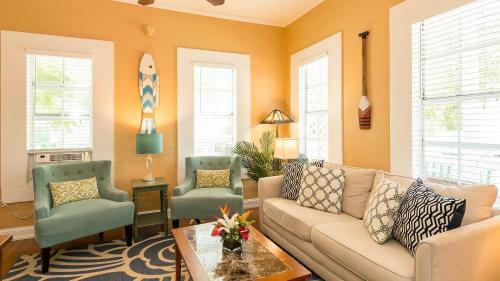 Rose Lane Villas