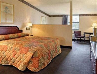 Motel Ramada Lake City