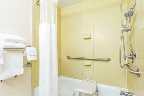 Motel Ramada Lake City