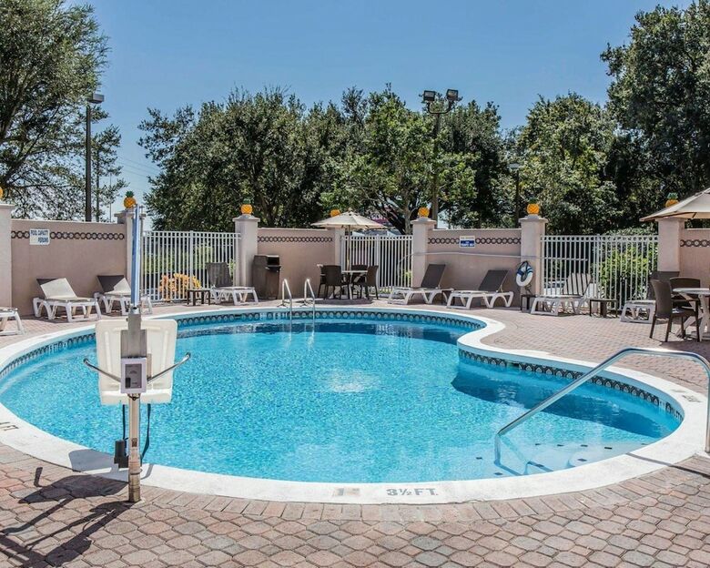 Hotel Comfort Inn And Suites Lakeland