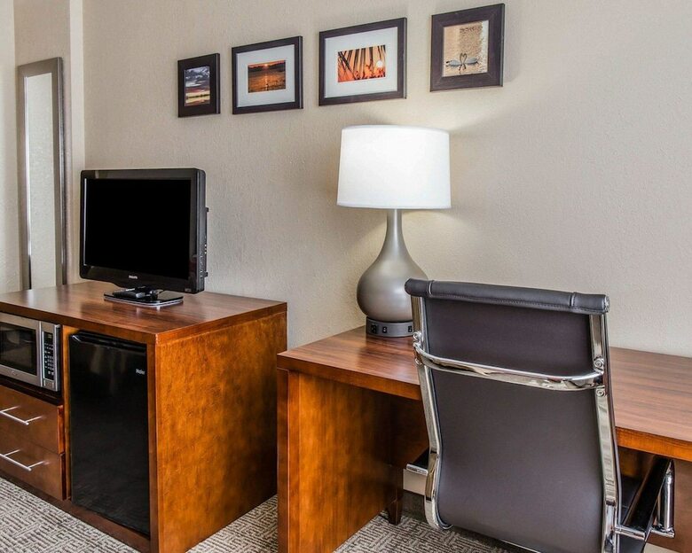 Hotel Comfort Inn And Suites Lakeland