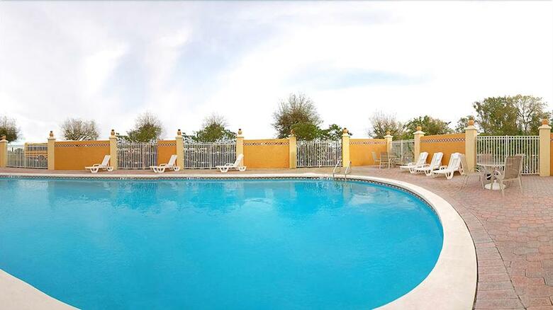 Hotel Comfort Inn And Suites Lakeland