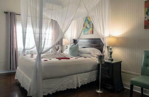 Avalon Bed And Breakfast
