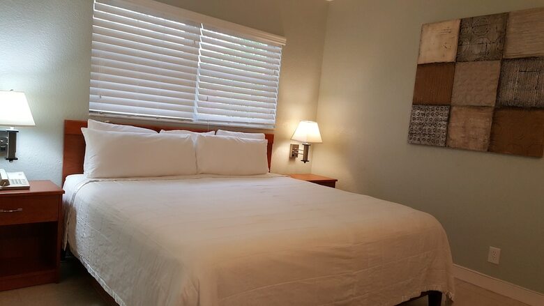 Hotel Coral Key Inn
