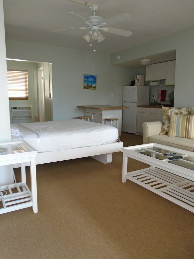 Hotel Coral Key Inn