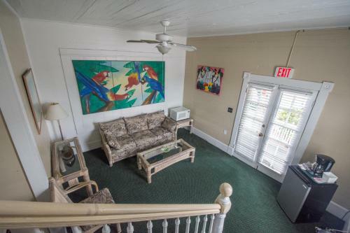 Duval House Bed And Breakfast