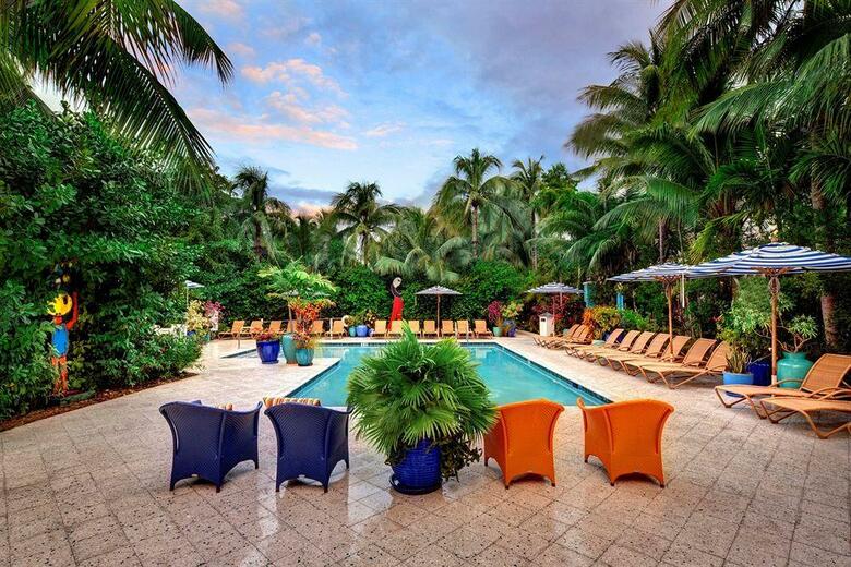 Parrot Key Hotel And Resort