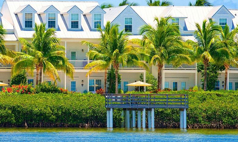 Parrot Key Hotel And Resort