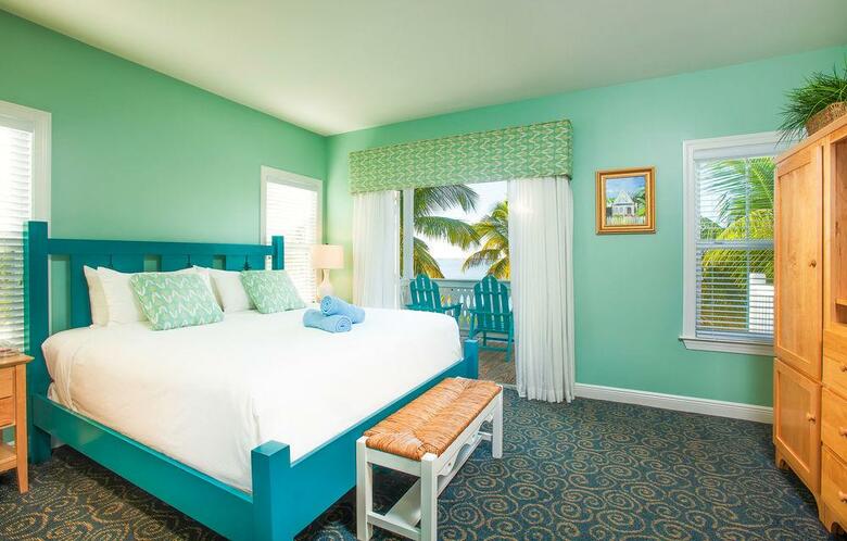 Parrot Key Hotel And Resort