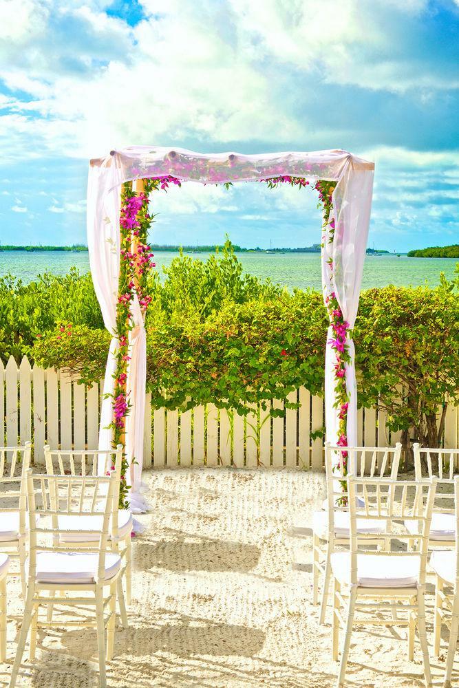 Parrot Key Hotel And Resort